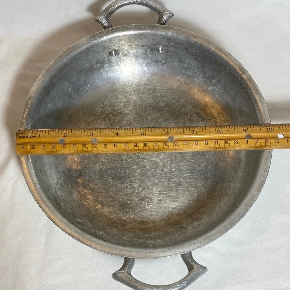 Vintage Everlast Hand-forged Aluminum 10” Casserole with Decorative Lid